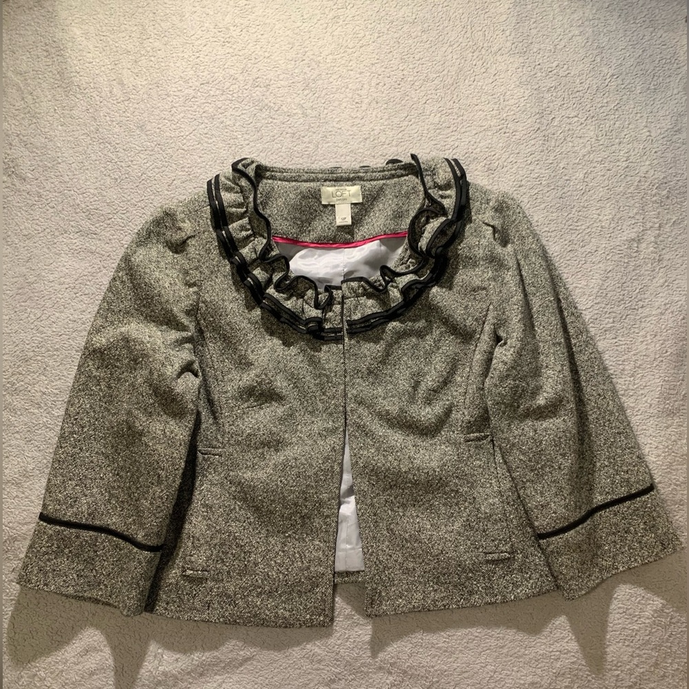 ANN TAYLOR LOFT PETITES BLAZER